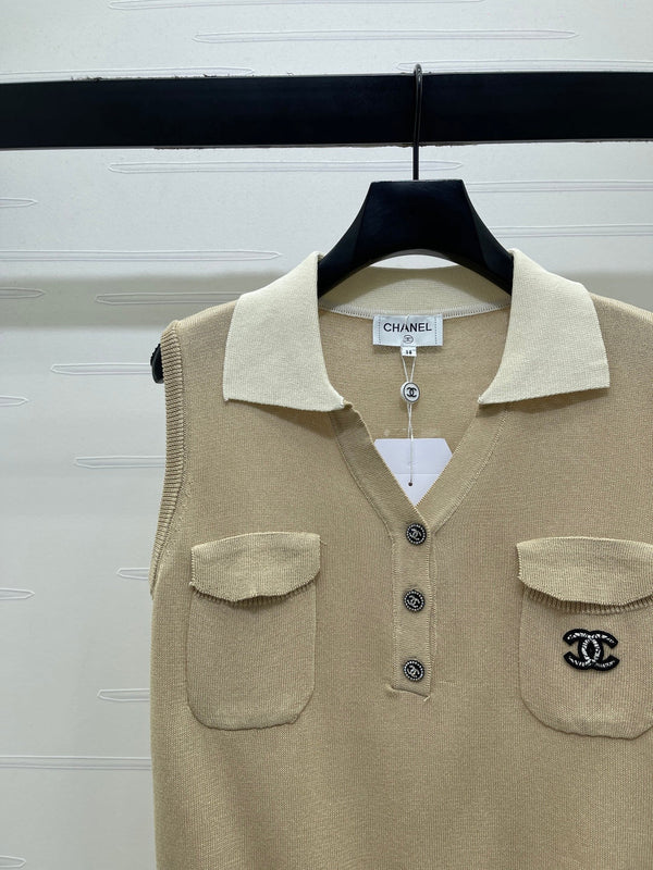 CC 26 Vest Khaki Beige in Wool 385387
