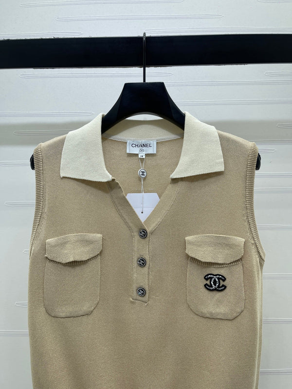 CC 26 Vest Khaki Beige in Wool 385387