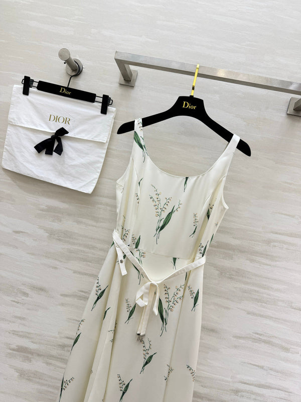 CD 26 Lily of the Valley Print Slip Dress White in Mulberry Silk 384743