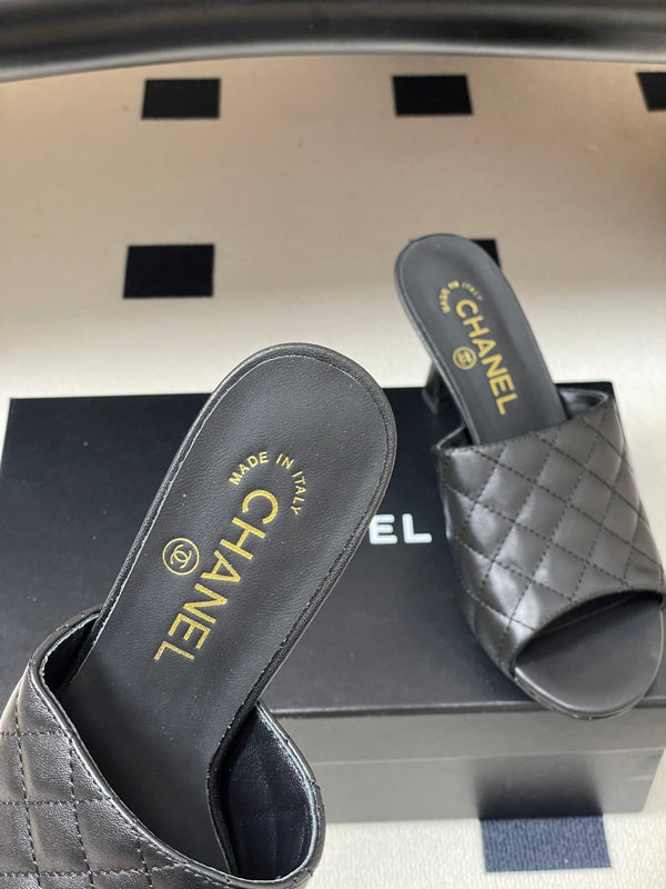 CC Quilted Heeled Sandal 8cm Black Lambskin 834720