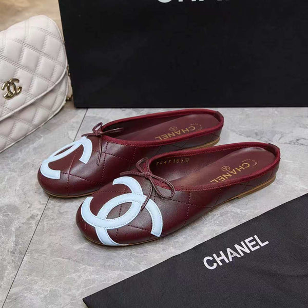 CC Coco Beach 26SS Flat Mules Burgundy Quilted Lambskin Blue Logo 840267