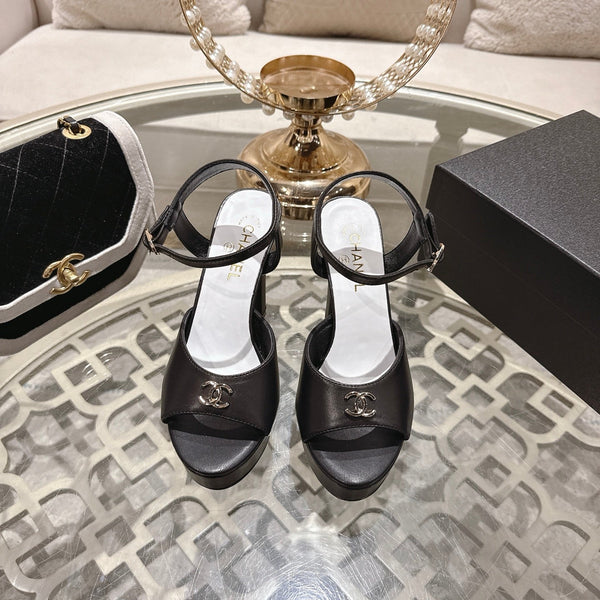 CC 2026 Platform Sandals 11cm Black Sheepskin 834299