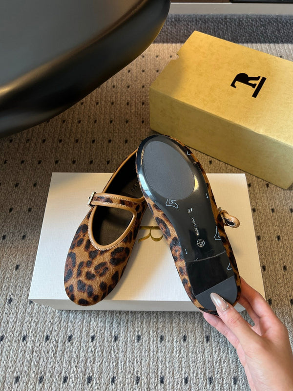 TR 26SS One-Strap Mary Jane Flats Horsehair 36166