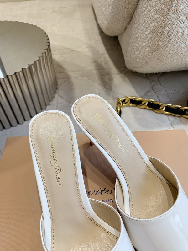 GR Pointed-Toe Mule Sandals 8.5cm White Patent Cowhide 851875
