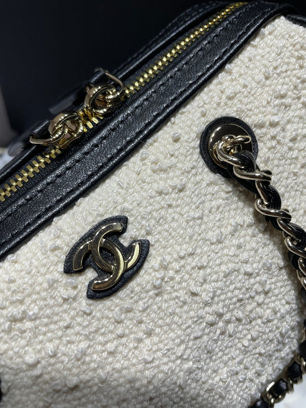 CC Bowling Bag Chain Strap 18.5cm Black White Lambskin & Canvas 292137