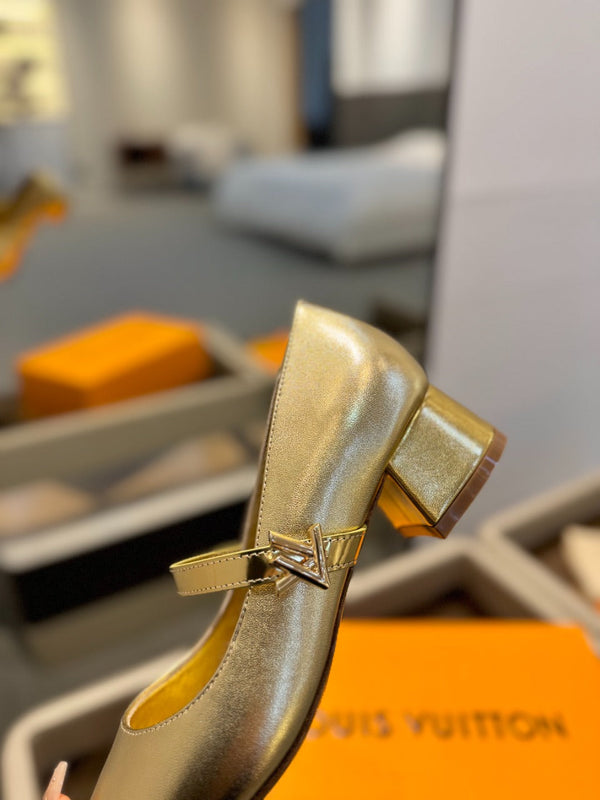 LV Romy Mary Jane Pumps Gold Metallic Leather 893580