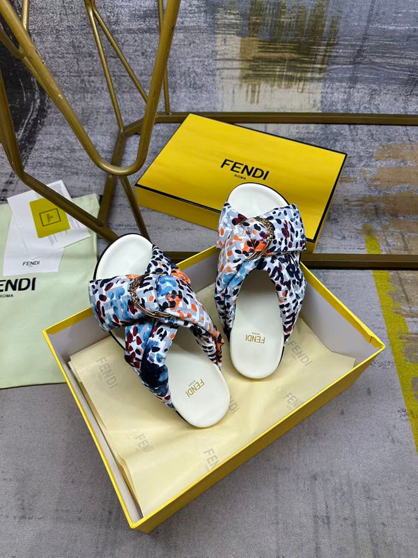 FF Feel Slides Multicolor Printed Satin 928525