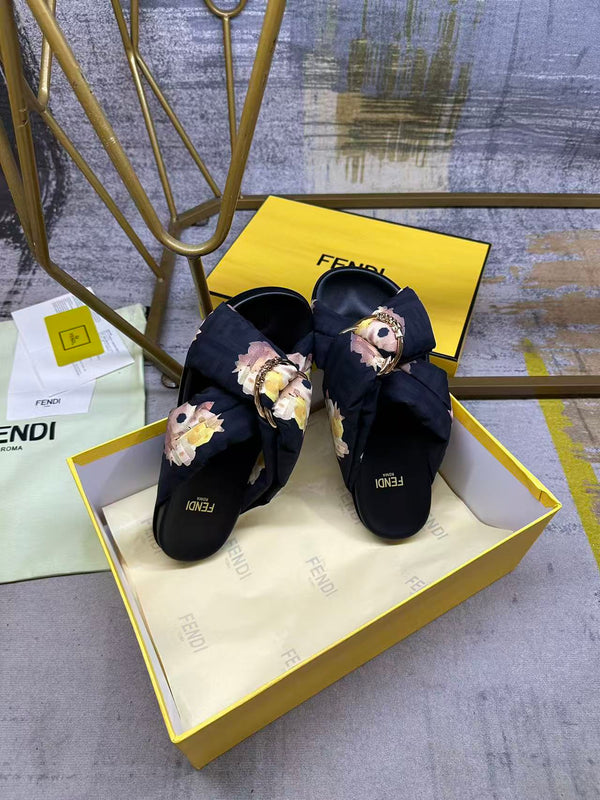 FF Feel Slides Black Multicolor Printed Canvas 928521