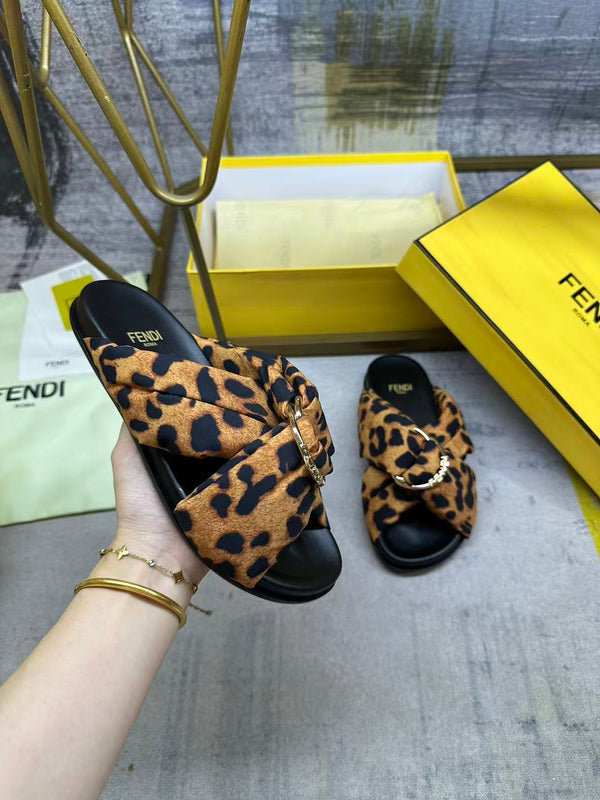 FF Feel Slides Black Brown Printed Canvas 928520