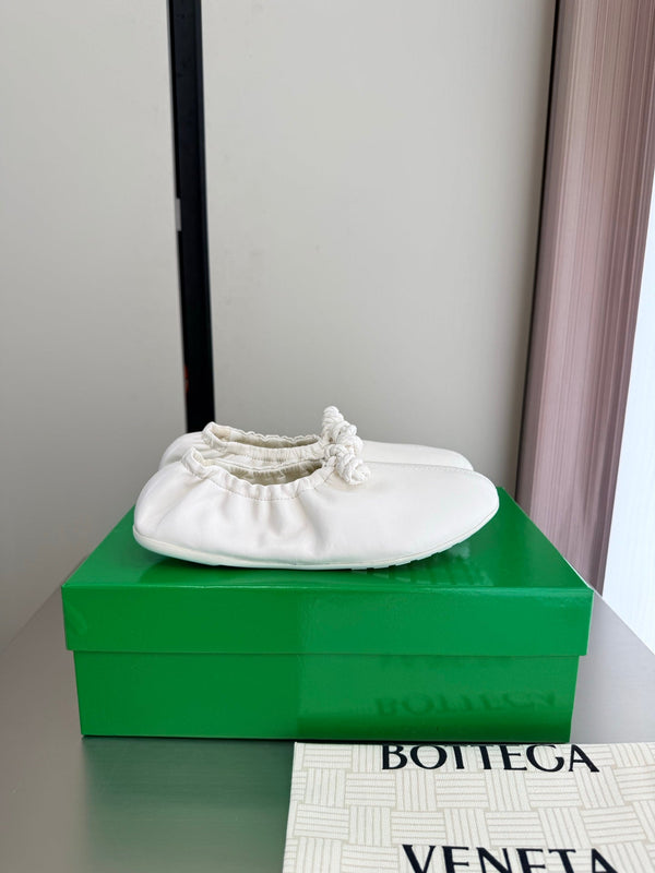 BV Fantasmina Ballerina Flats White Leather 929578