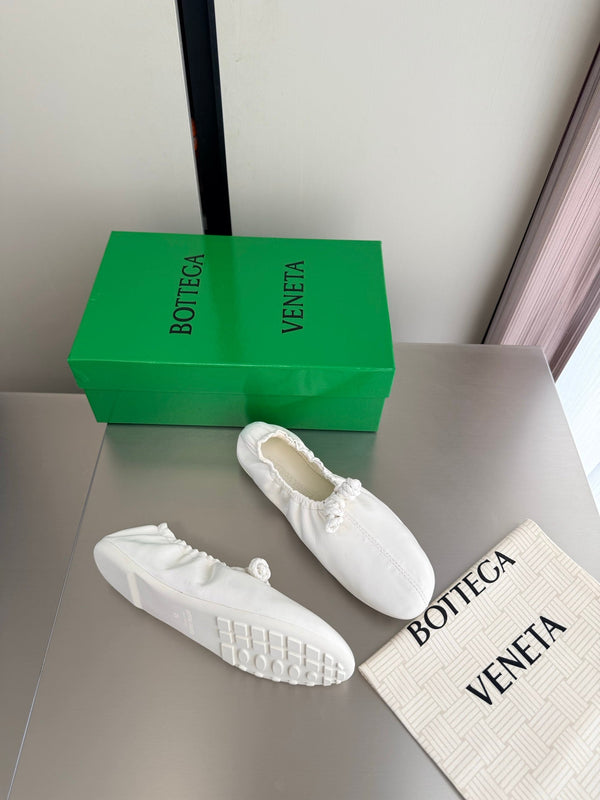 BV Fantasmina Ballerina Flats White Leather 929578