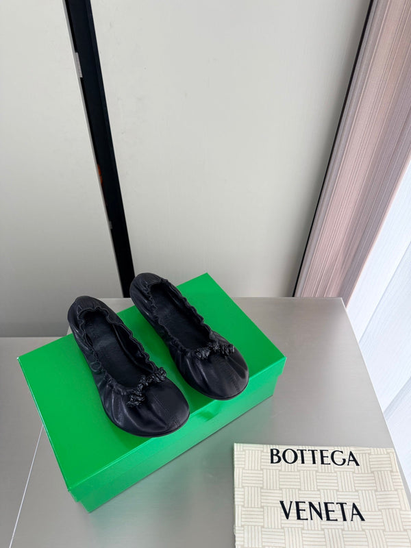BV Fantasmina Knot Ballerina Flats Black Leather 929577