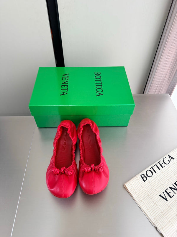 BV Fantasmina Knot Ballerina Flats Red Leather 929574