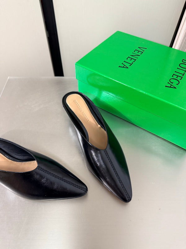 BV Vesta Mule Pumps 4cm Black Leather 929503