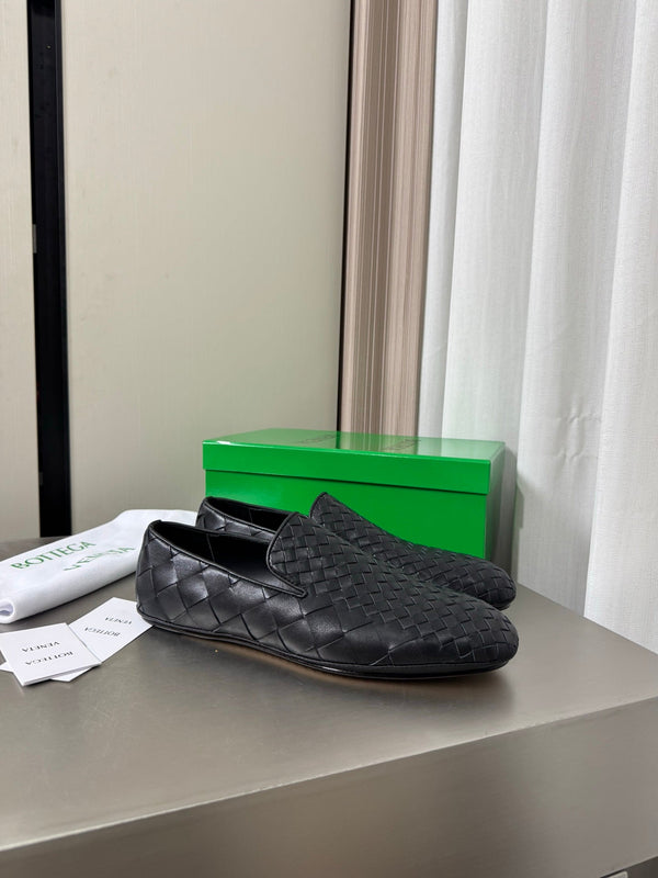 BV Palazzo Loafers Black Intrecciato Leather 929488