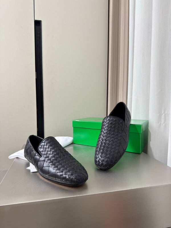 BV Palazzo Loafers Black Intrecciato Leather 929488