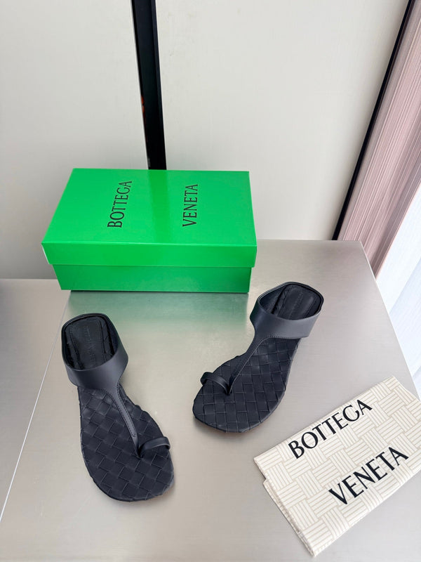 BV Livia Sandals 4CM Black Intrecciato Leather 929480