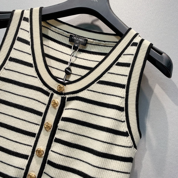 CC Striped Ribbed Knit Tank Top White Black Silk 411316