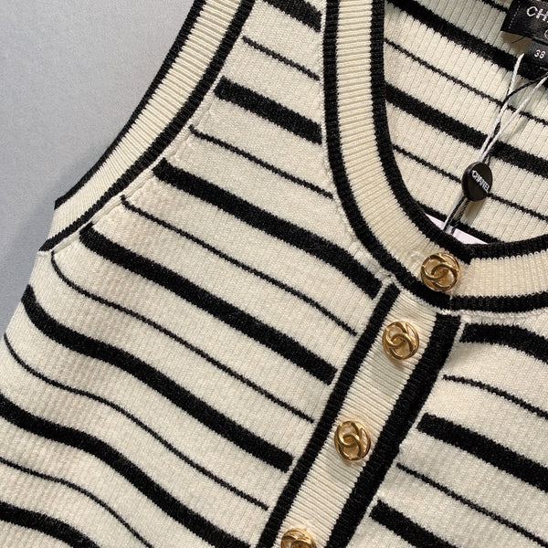 CC Striped Ribbed Knit Tank Top White Black Silk 411316