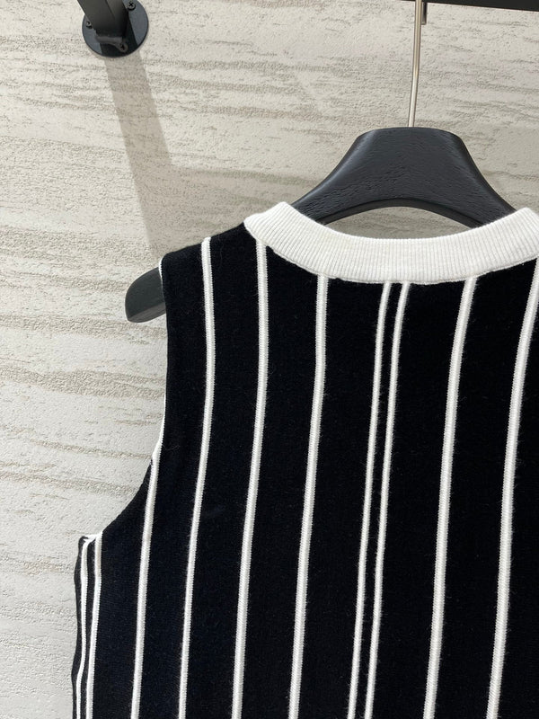 CC Striped Knit Vest 758890