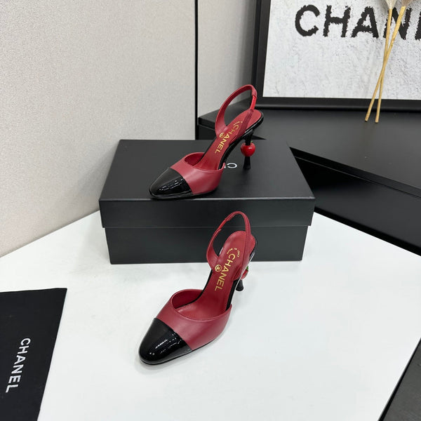 CC Métiers d'Art Apple Slingback Pumps Burgundy Black Leather 944651