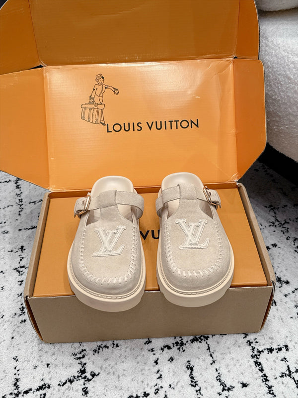 LV Colorado Mule Logo Light Beige Suede 979717