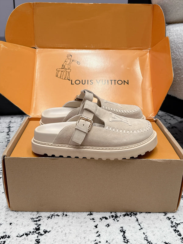 LV Colorado Mule Logo Light Beige Suede 979717