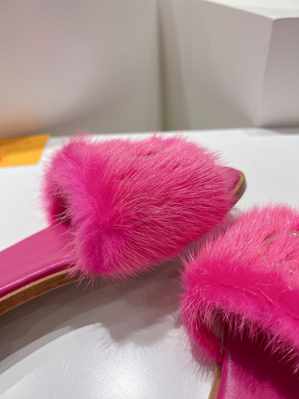 LV Flat Mule Sandals Dark Pink Fur Gold LV Medallion 997719