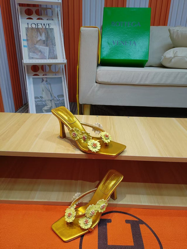 BV Riva Thong Floral Sandals 9CM Gold Leather 139869