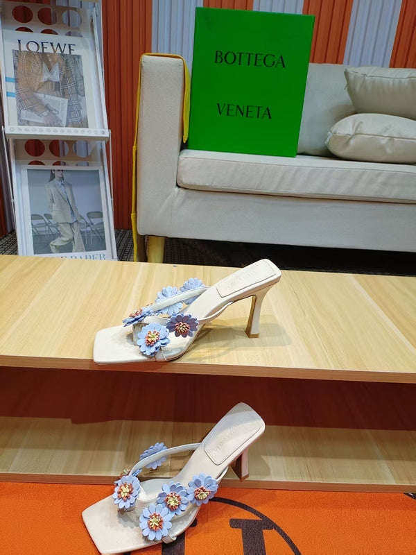 BV Riva Thong Floral Sandals 9CM Blue White Leather 139868