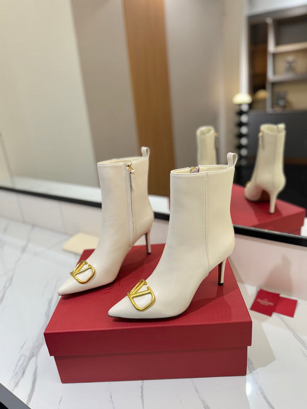 VLTN Garavani 26W VLogo Ankle Boots 8cm Pointed Toe Leather 145157