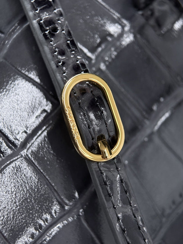 CC 26S Clutch with Leather Strap 28cm Crocodile-Embossed Calfskin