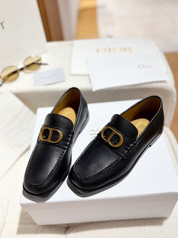 CD Chrono Loafer Signature D-Buckle Black Premium Leather 157551