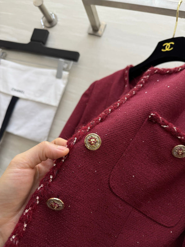 CC 26S Cropped Jacket Frayed Trim Gold Carved Buttons Burgundy Tweed 437229