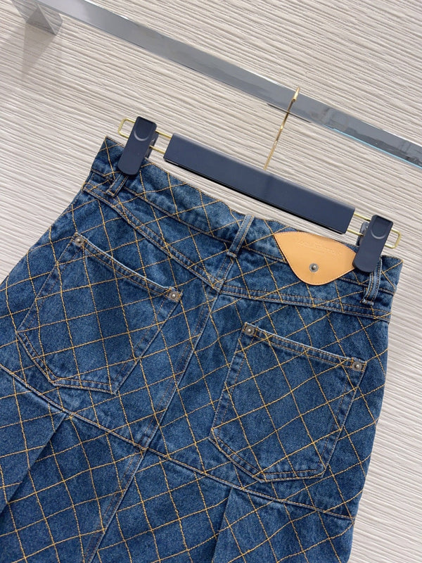 LV 26S Denim Mini Skirt Diamond-Grid Stitching Front Box Pleats Blue Cotton 436592