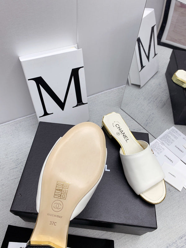 CC 26FW Slide Sandals Gold Trim Logo Leather 161722