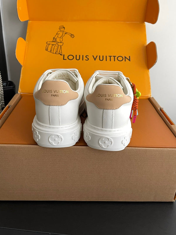 LV 26ss Time Out Sneakers Cowhide Leather 176802