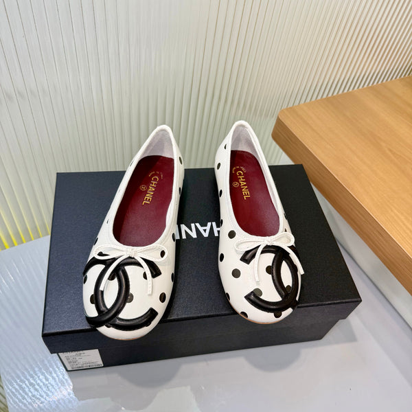 CC 26FW Coco Beach Polka-Dot Ballet Flats Bow Detail Calfskin Leather 182076