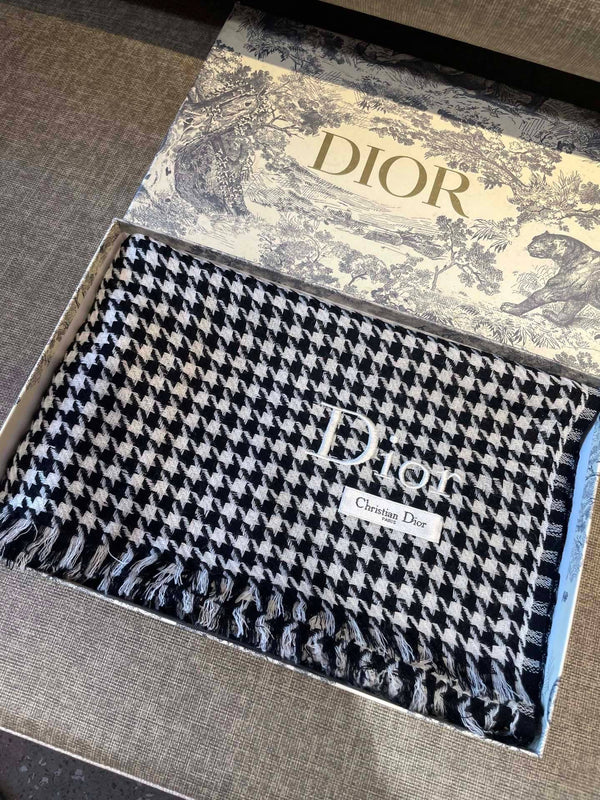 CD 26FW Scarf Houndstooth Color-Block Logo Jacquard Shawl 70×200 Wool Blend 550692
