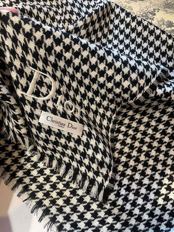CD 26FW Scarf Houndstooth Color-Block Logo Jacquard Shawl 70×200 Wool Blend 550692