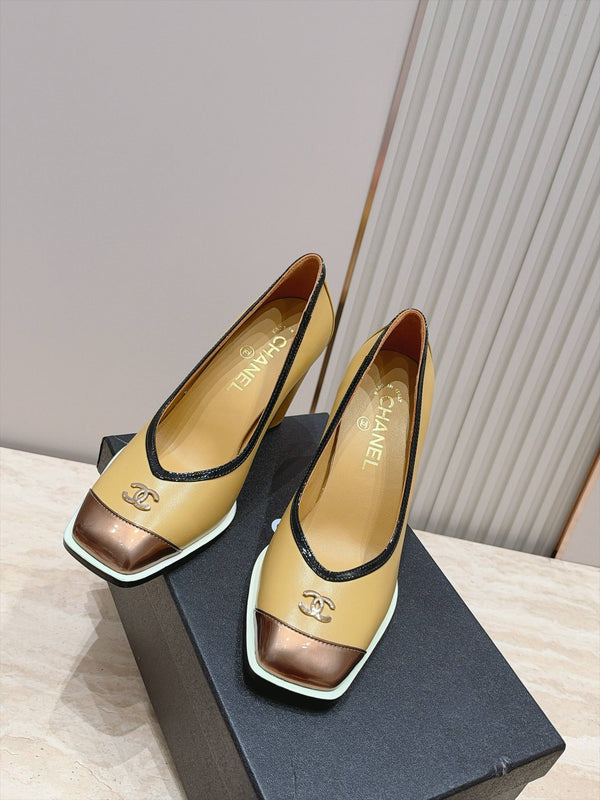 CC 27S Pumps 9cm Toe Cap Interlocking Logo Leather 196231