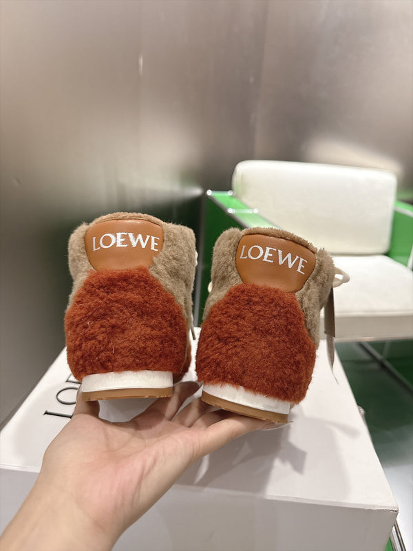 LW 26FW Fluffy High-Top Sneakers Color-Block Shearling 172064