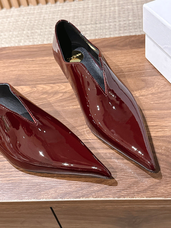 YSL 26FW V-Cut Pointed-Toe Loafers Low Block Heel Patent Leather 204234
