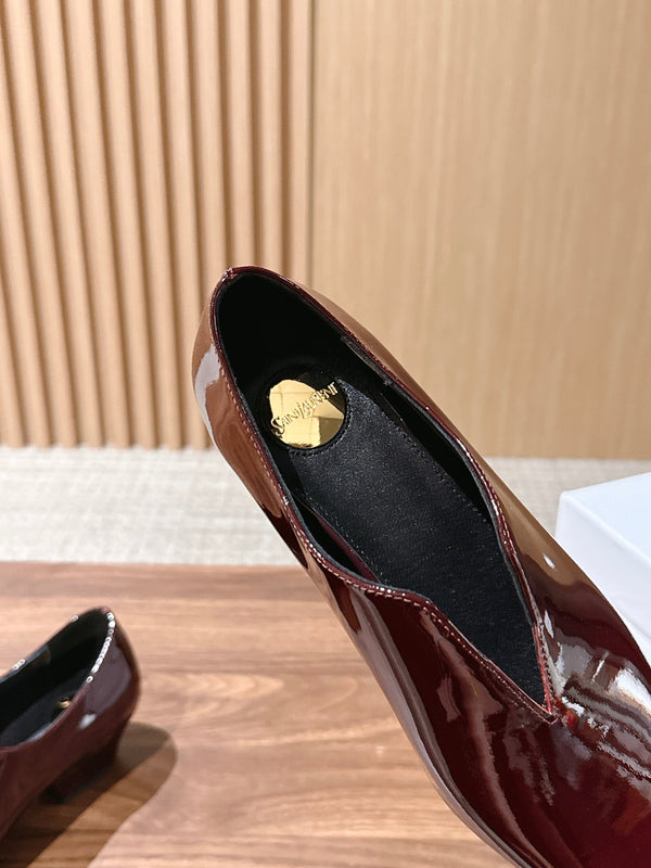 YSL 26FW V-Cut Pointed-Toe Loafers Low Block Heel Patent Leather 204234