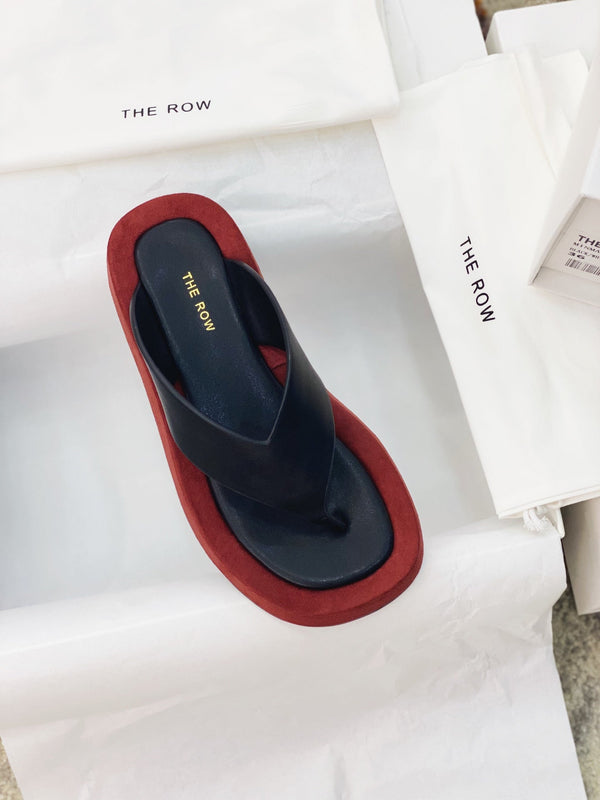 TR 26s Ginza Sandals Black Smooth Leather 156123