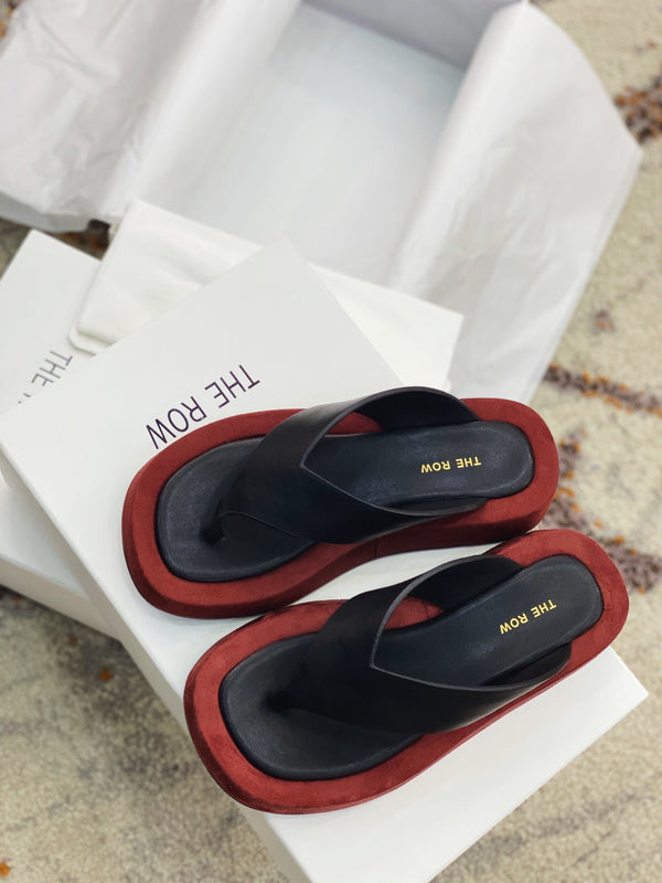 TR 26s Ginza Sandals Black Smooth Leather 156123