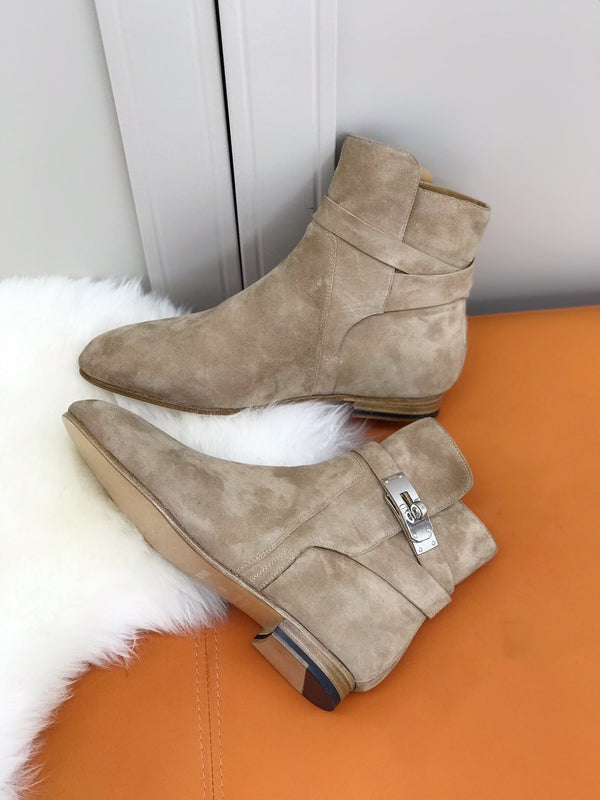 HM 26S Kelly Buckle Neo Ankle Boots 2cm Khaki Suede 112861
