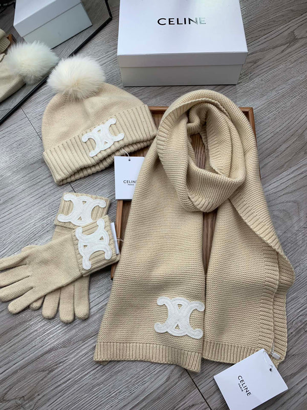 CE Hat Scarf Gloves Set Light Beige Knit Fur 475091