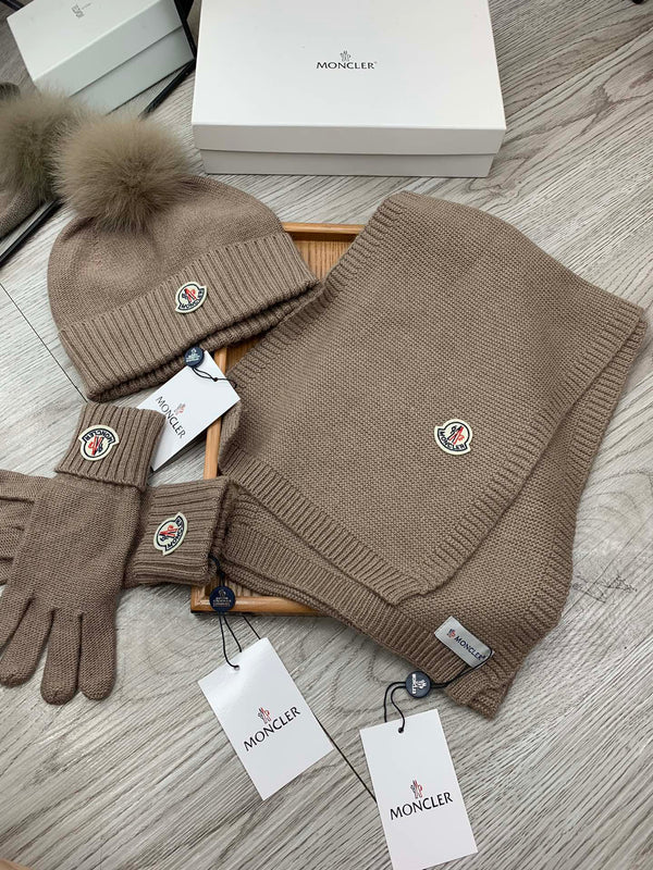 Moncler Hat Scarf Gloves Set Brown Knit Fur 475097