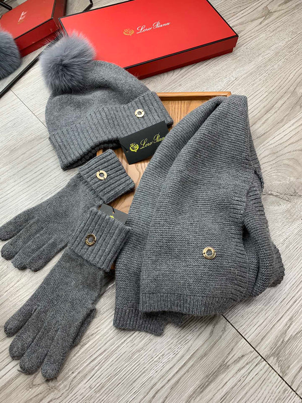LP Hat Scarf Gloves Set Gray Knit Fur 475086